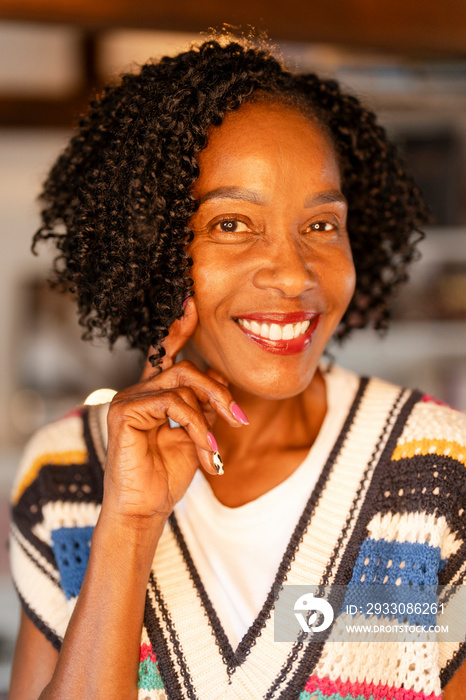 Portrait of confident woman looking at camera