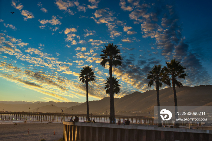 Sunset on a summer day at Pismo Beach California