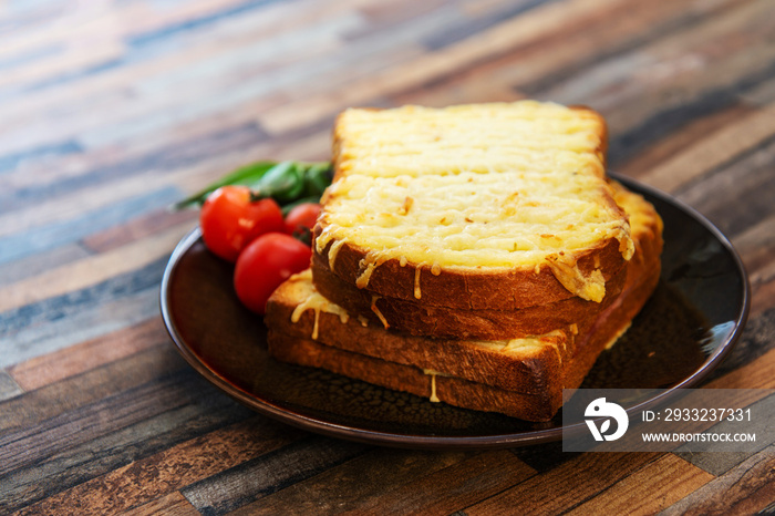 传统法式三明治Croque Monsieur Ham Emmental