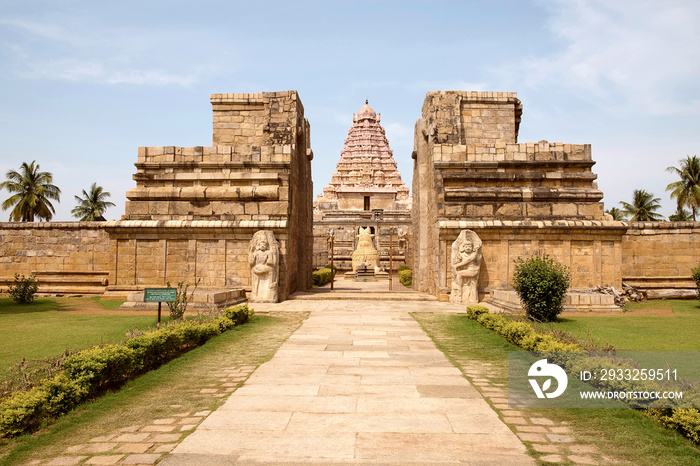 印度泰米尔纳德邦Gangaikondacholapuram Brihadisvara寺庙入口