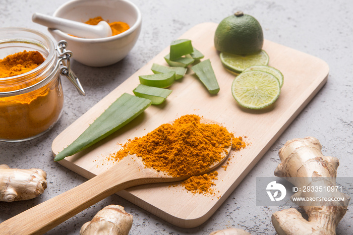 Turmeric, honey, aloe, lime for face mask