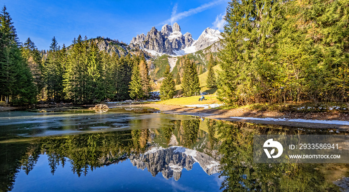 Der Almsee in der Hofalm in Filzmoos