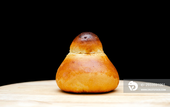 typical Sicilian brioche with tuppo and pistachio ice cream.