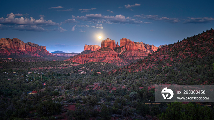 Sedona Moonrise