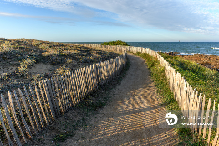 Path along the Atlantic Ocean on the Sables d’Olonne coast.