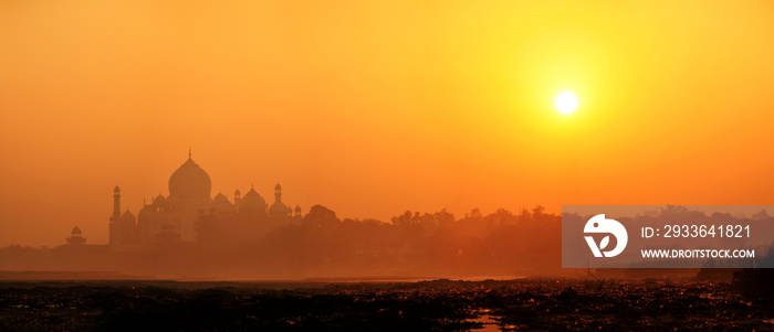 A panoramic view of the Taj Mahal at evening hours,