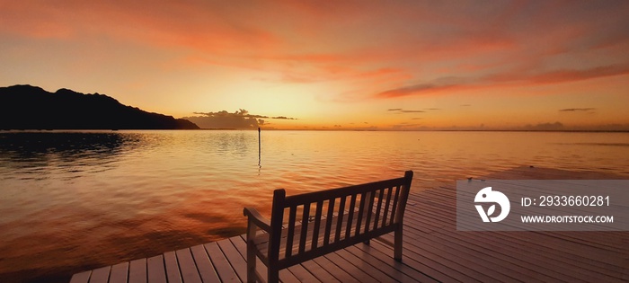 banc face au lagon de moorea