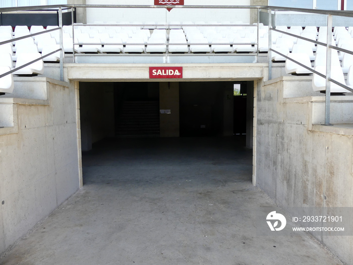 salida de emergencia en un estadio