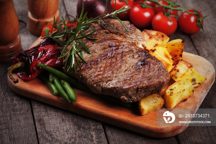 Beef steak with roasted potato