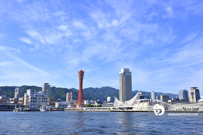 快晴の神戸港