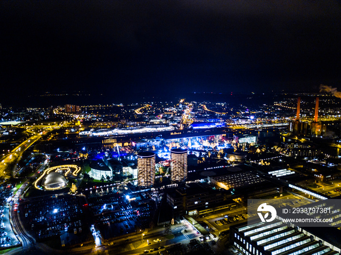 Wolfsburg bei Nacht