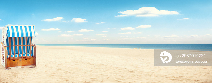 Strandkorb an der Ostsee