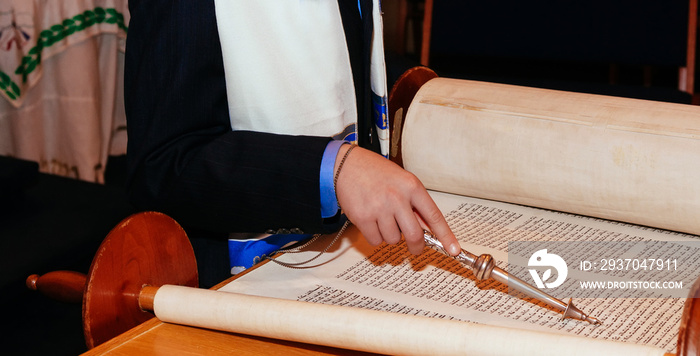 Jewish man dressed in ritual clothing