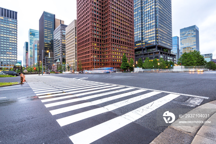 东京市中心十字路口的交通