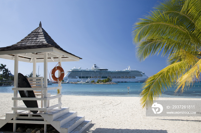 Caribbean, Jamaica, Negril, cruise ships