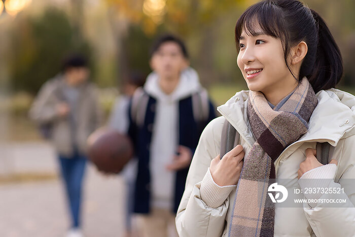 校园里的大学生