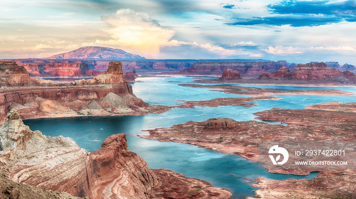 Scenic sunset view at lake Powell, Alstrom Point, Arizona, USA