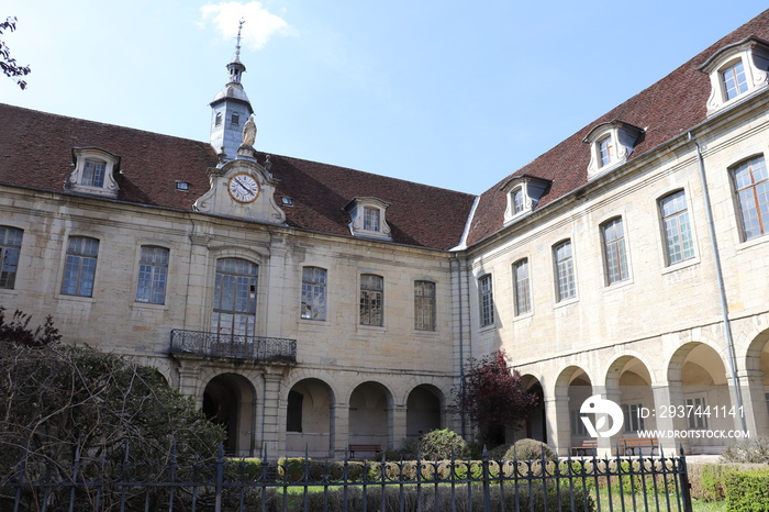 Ville de Lons Le Saunier - Département du Jura - France - Hôtel Dieu - Ancien Hôpital construit au X