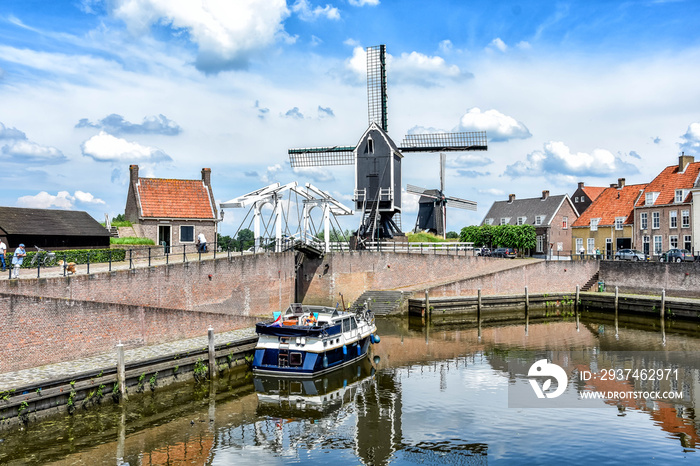 The fortified town of Heusden is the pearl of Brabant, medieval, picturesque, windmills, beautiful n