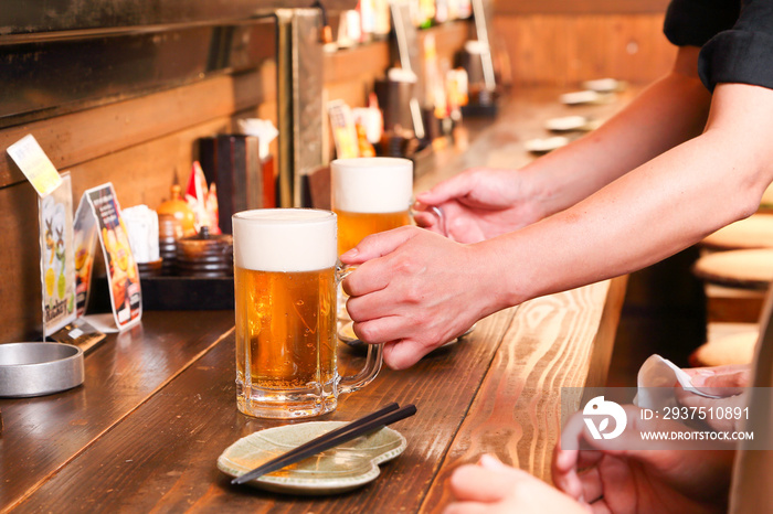 居酒屋のカウンター