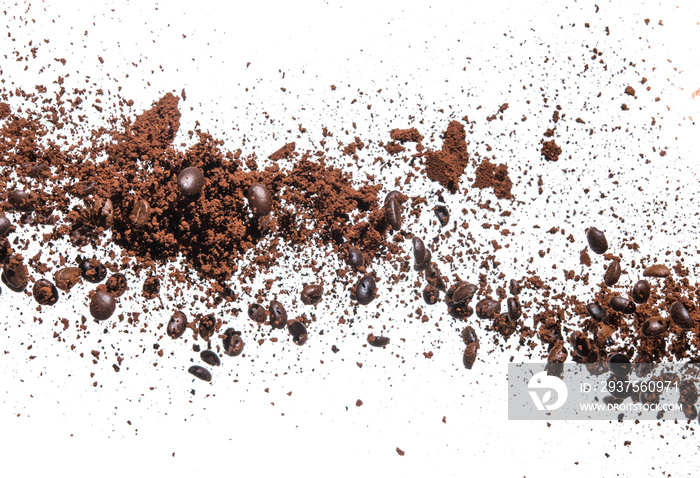 咖啡粉和咖啡豆在空中飞溅或爆炸