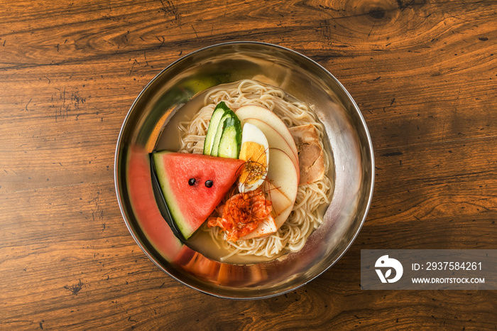 韓国北朝鮮料理　冷麺 Korea cold noodle dishes