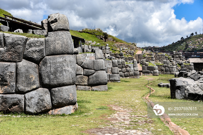 秘鲁库斯科Sacsayhuaman考古遗址的印加石墙