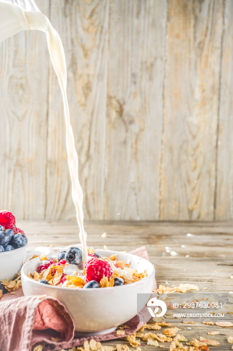 Breakfast Corn Flakes with Milk and berries