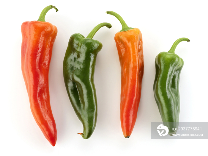 Red and green hot peppers 